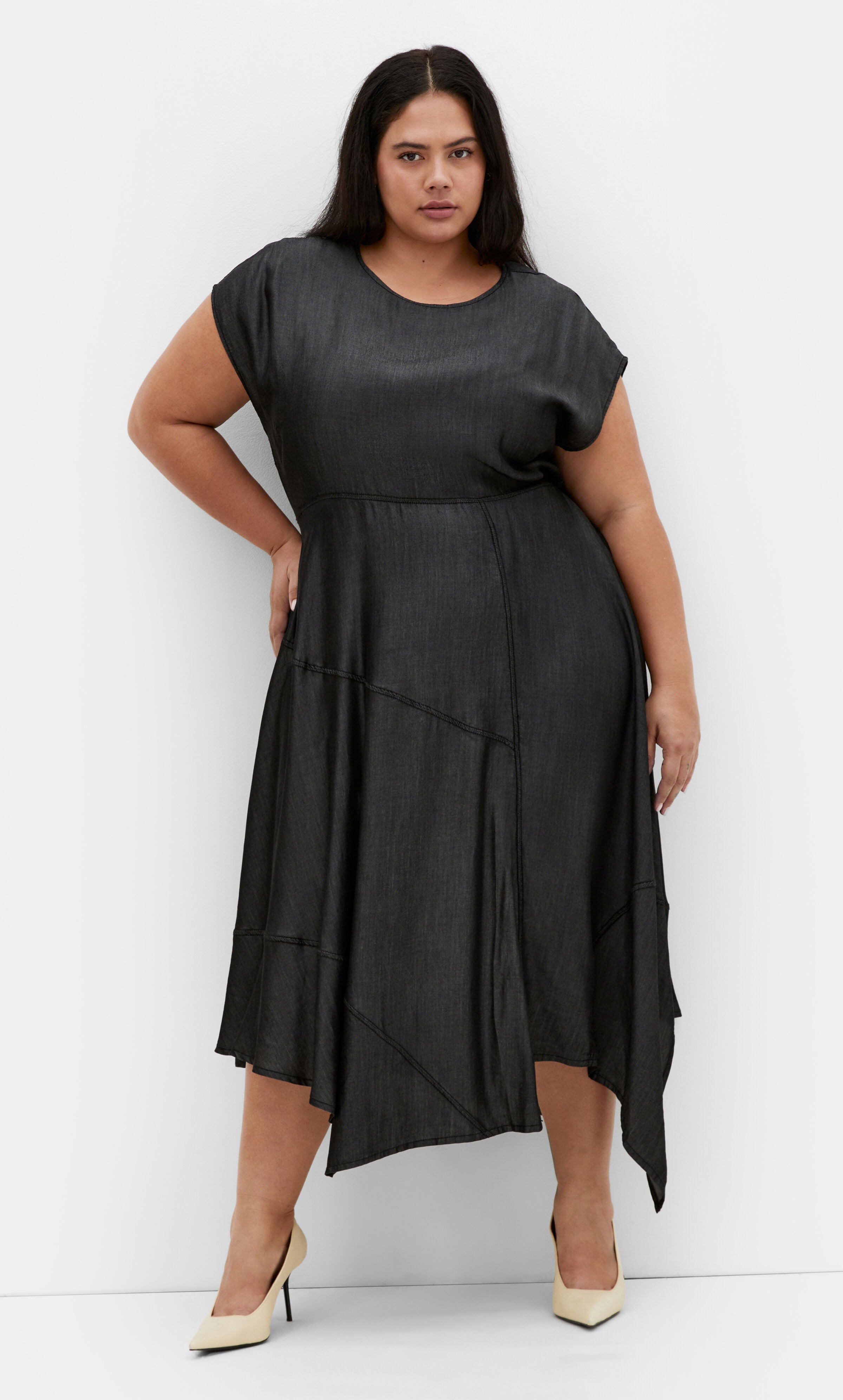 Hampstead Dress - black, BLACK, hi-res image number 0