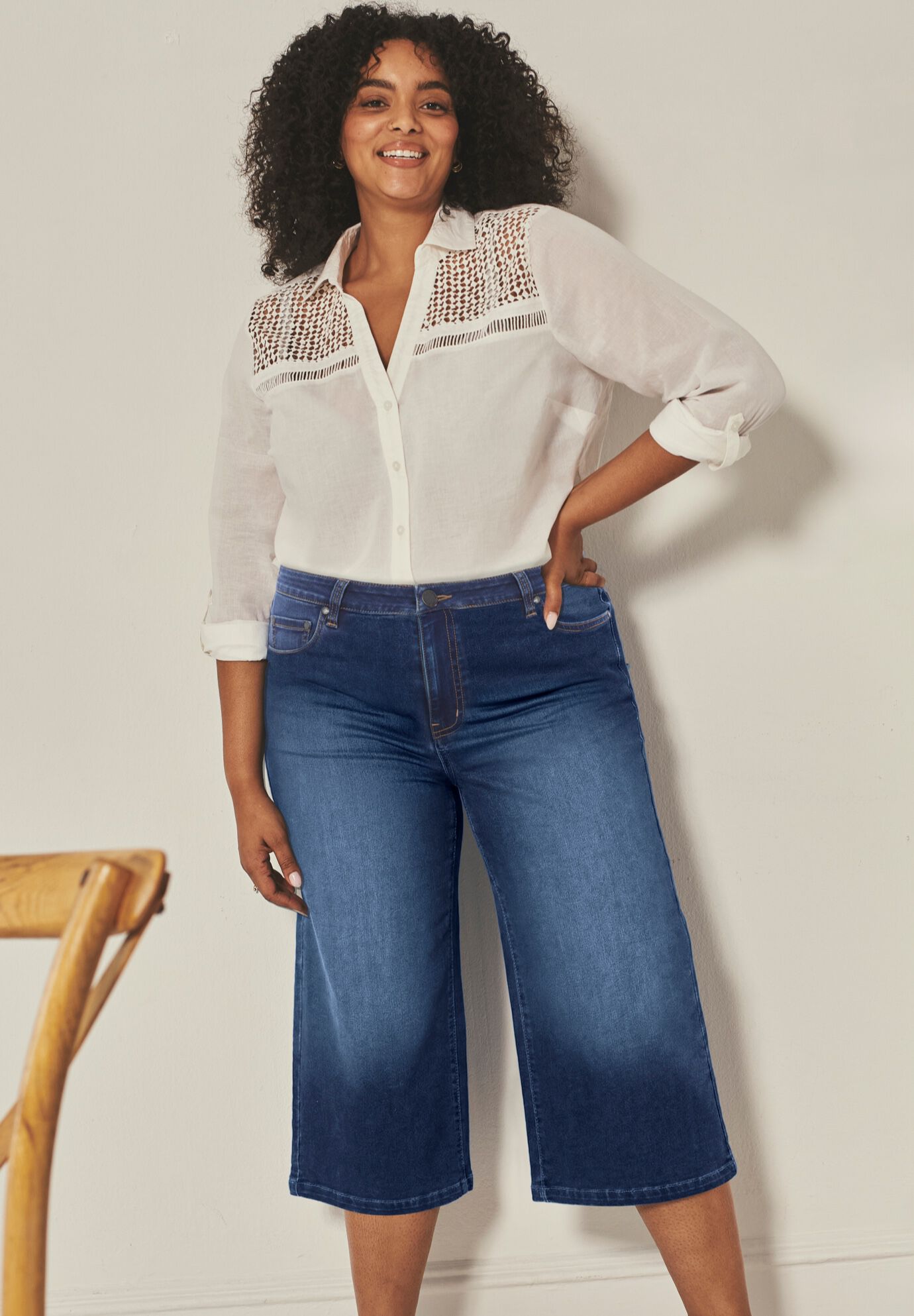 Butter Denim Wide-Leg Crop, WHITE, on-hover image number 1