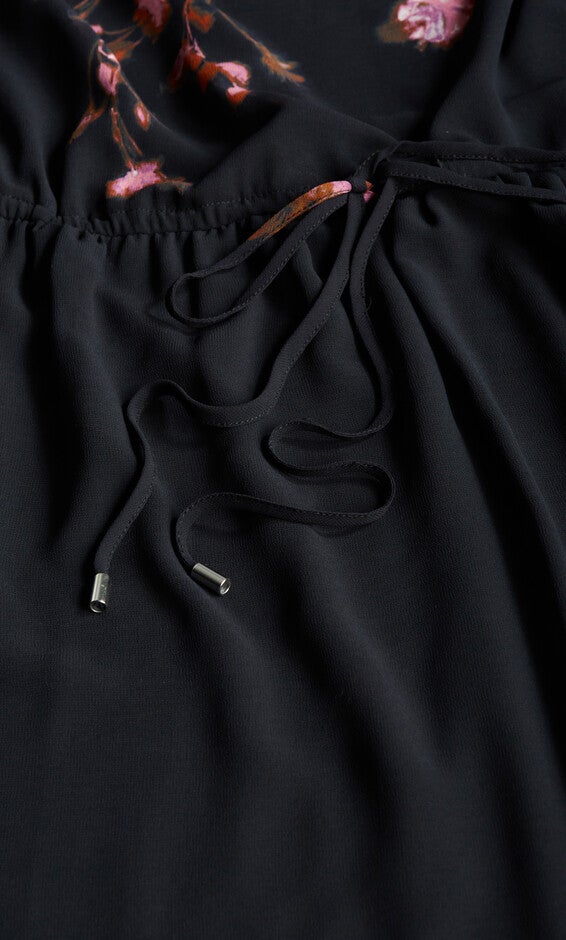 Romance Border Dress - black, BLACK, alternate image number 5