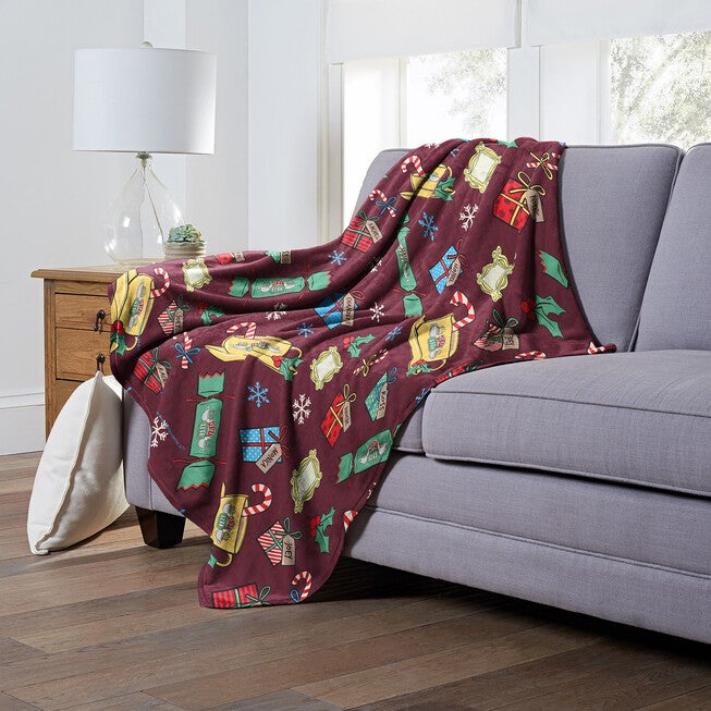 Wb Friends Christmas Pattern Silk Touch Throw Blanket, , alternate image number null