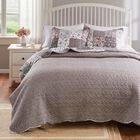 Giulia Quilt Set , , alternate image number null