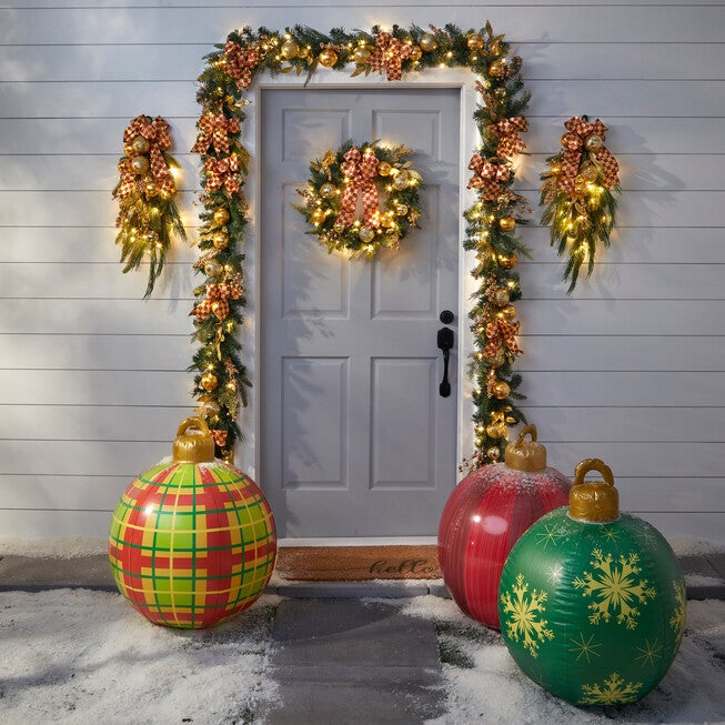 20 inches Pre-Lit Noelle Wreath, GOLD BERRIES, hi-res image number null
