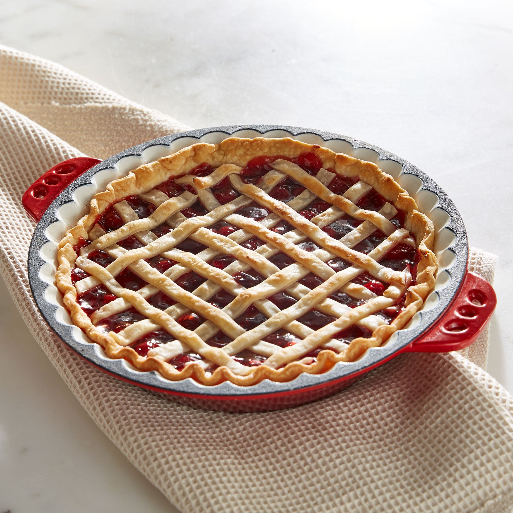 Cast Iron Pie Pan, RED, hi-res image number 0