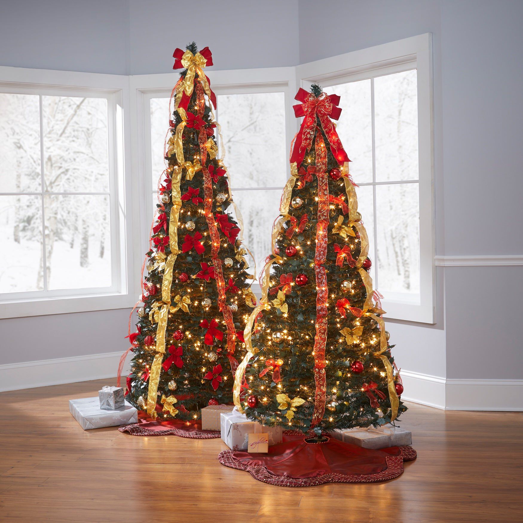Fully Decorated Pre-Lit 6&rsquo; Pop-Up Christmas Tree