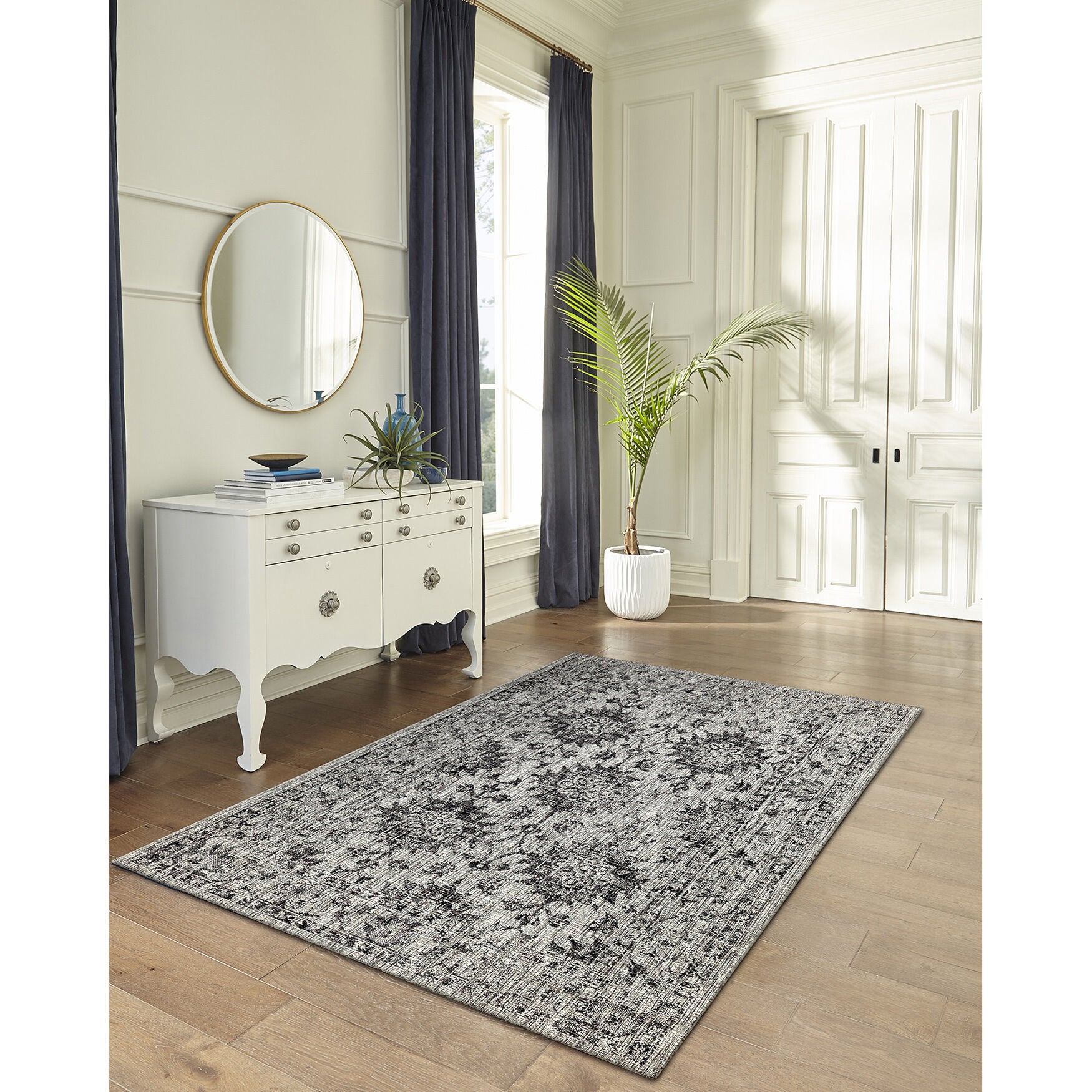 Carmel Vintage Floral Indoor/Outdoor Area Rug Black, , alternate image number 4