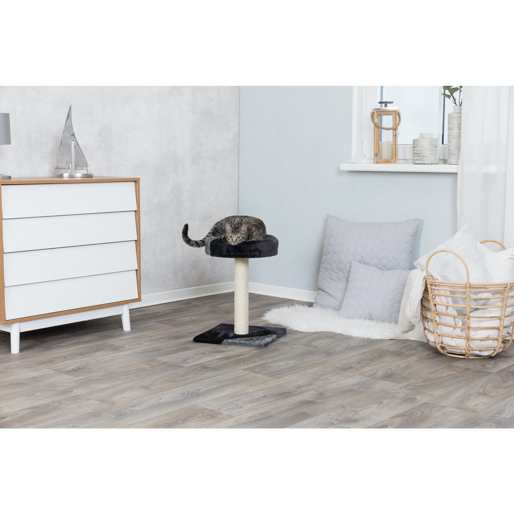 Tarifa Scratching Post, , alternate image number 4