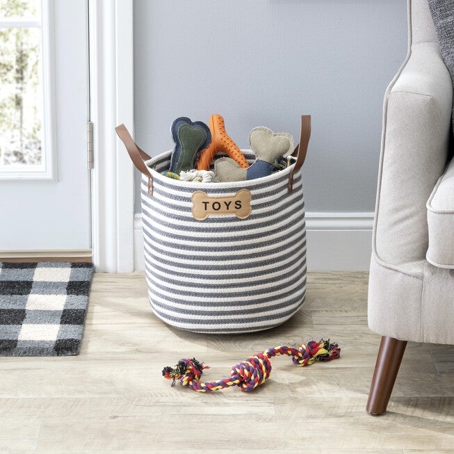 Sienna Toy Pet Dog Cat Basket, , on-hover image number 1