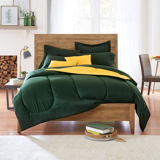 BH Studio Reversible Quilted Bedspread, , alternate image number null