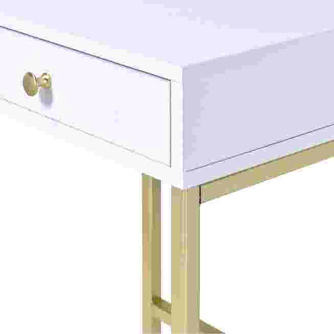 Close-up of drawer knob and side