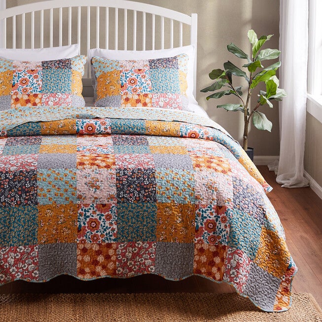 Carlie Calico Quilt Set, BROWN, hi-res image number 0