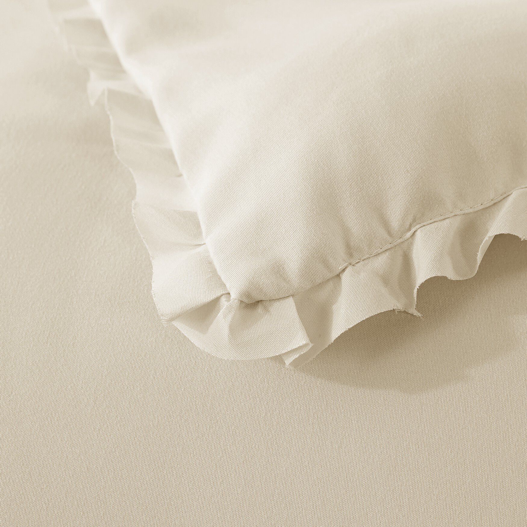 Ruffled Edge Down Alternative Blanket, , alternate image number 9