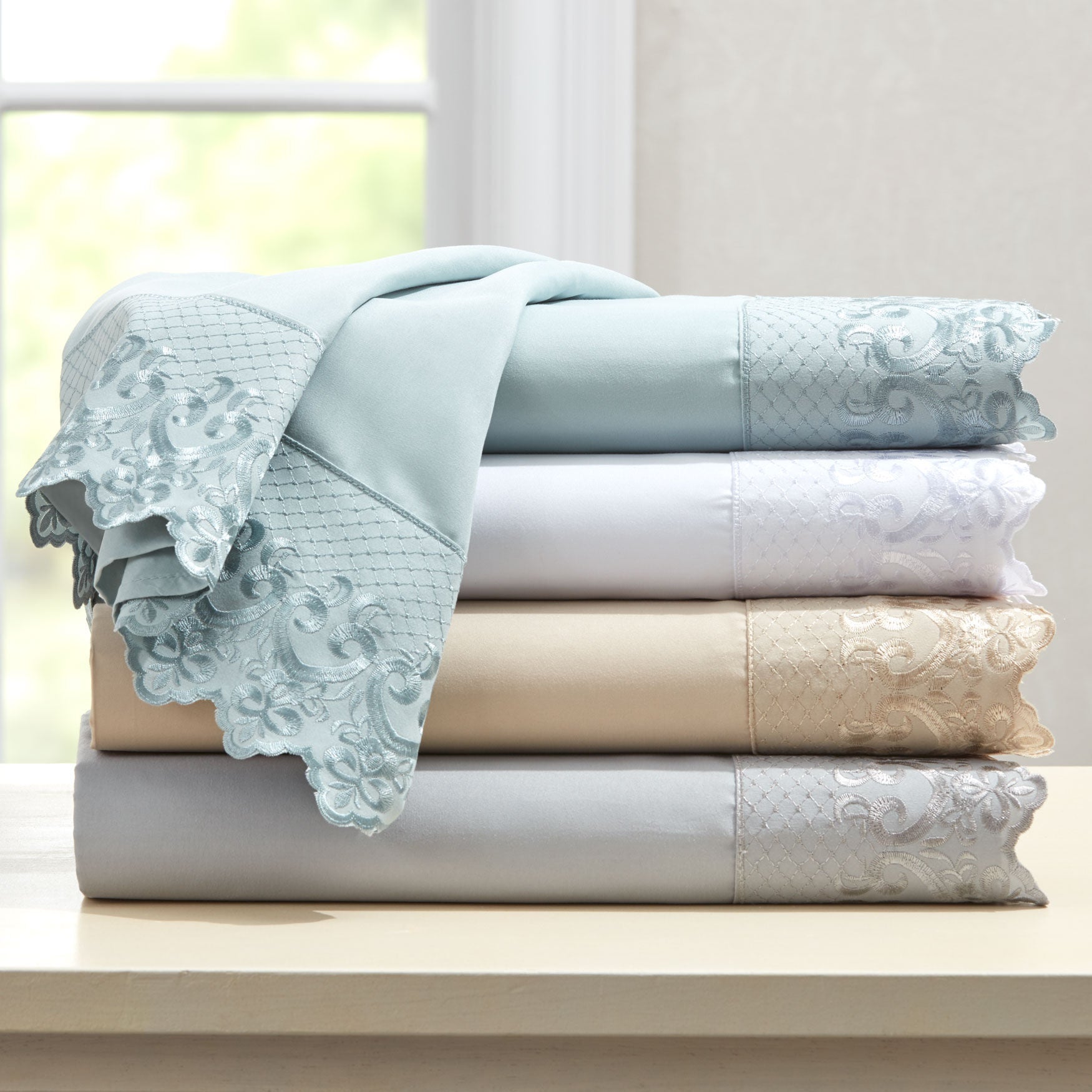 Hotel Embroidery Sheet Set