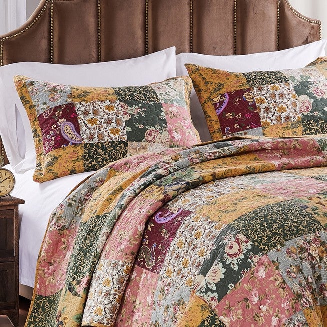 Antique Chic Quilt And Pillow Sham Set, , on-hover image number null