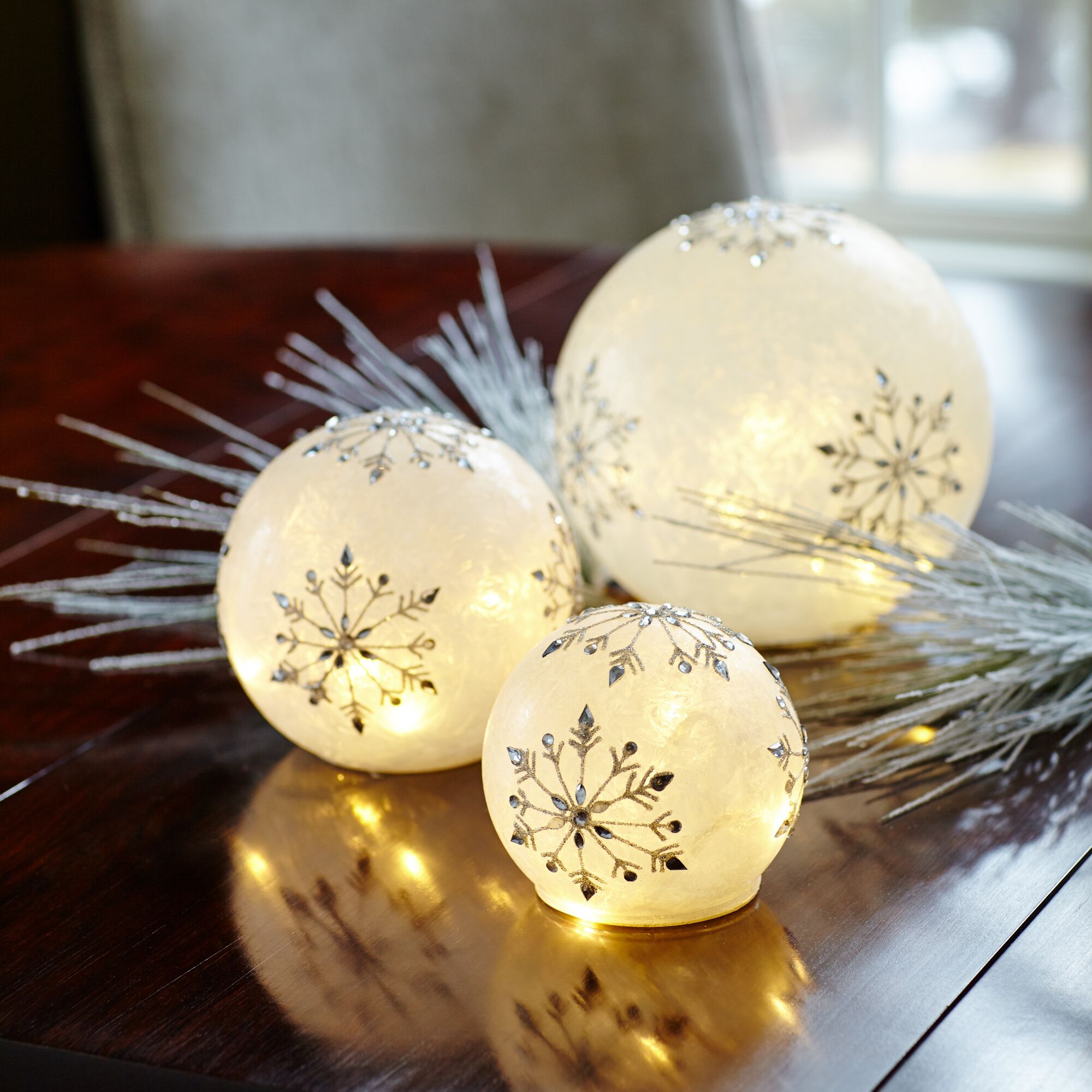 LED Frosted Snowflake Jewel Globe (Set of 3), WHITE SILVER, alternate image number 1