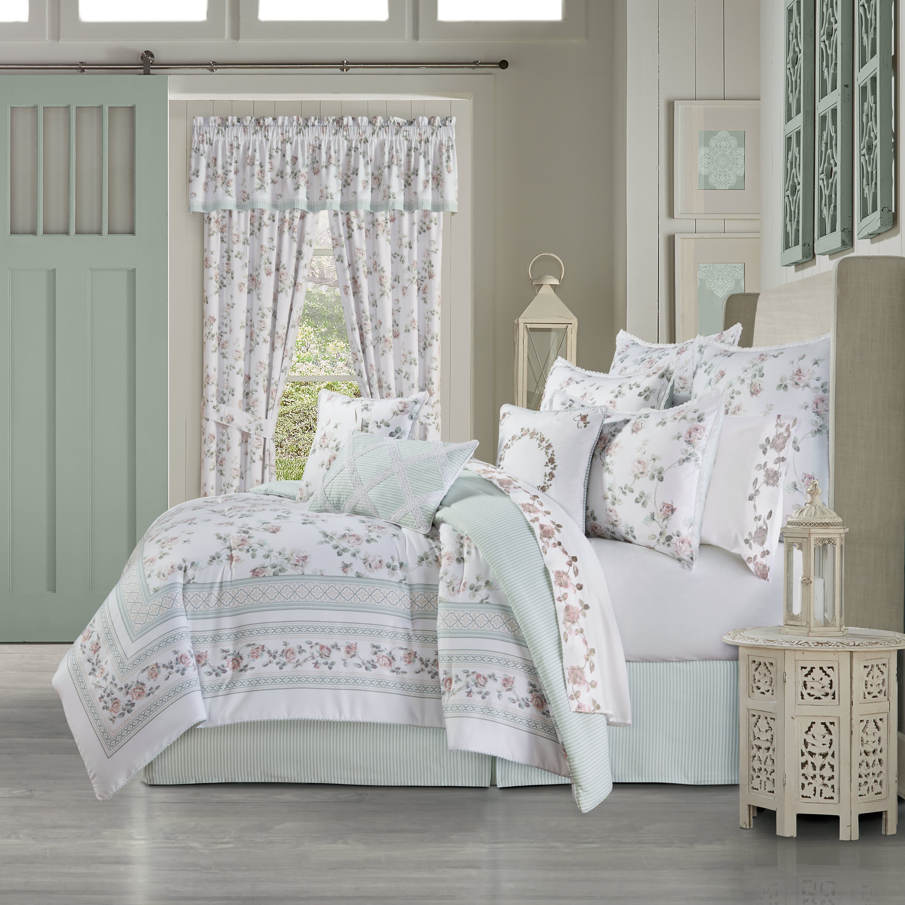 Rialto Sage 4 Piece Comforter Set, SAGE, hi-res image number 0