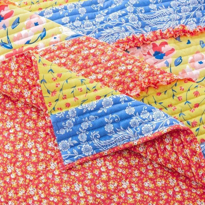 Skylar Quilted Throw Blanket, , alternate image number 3