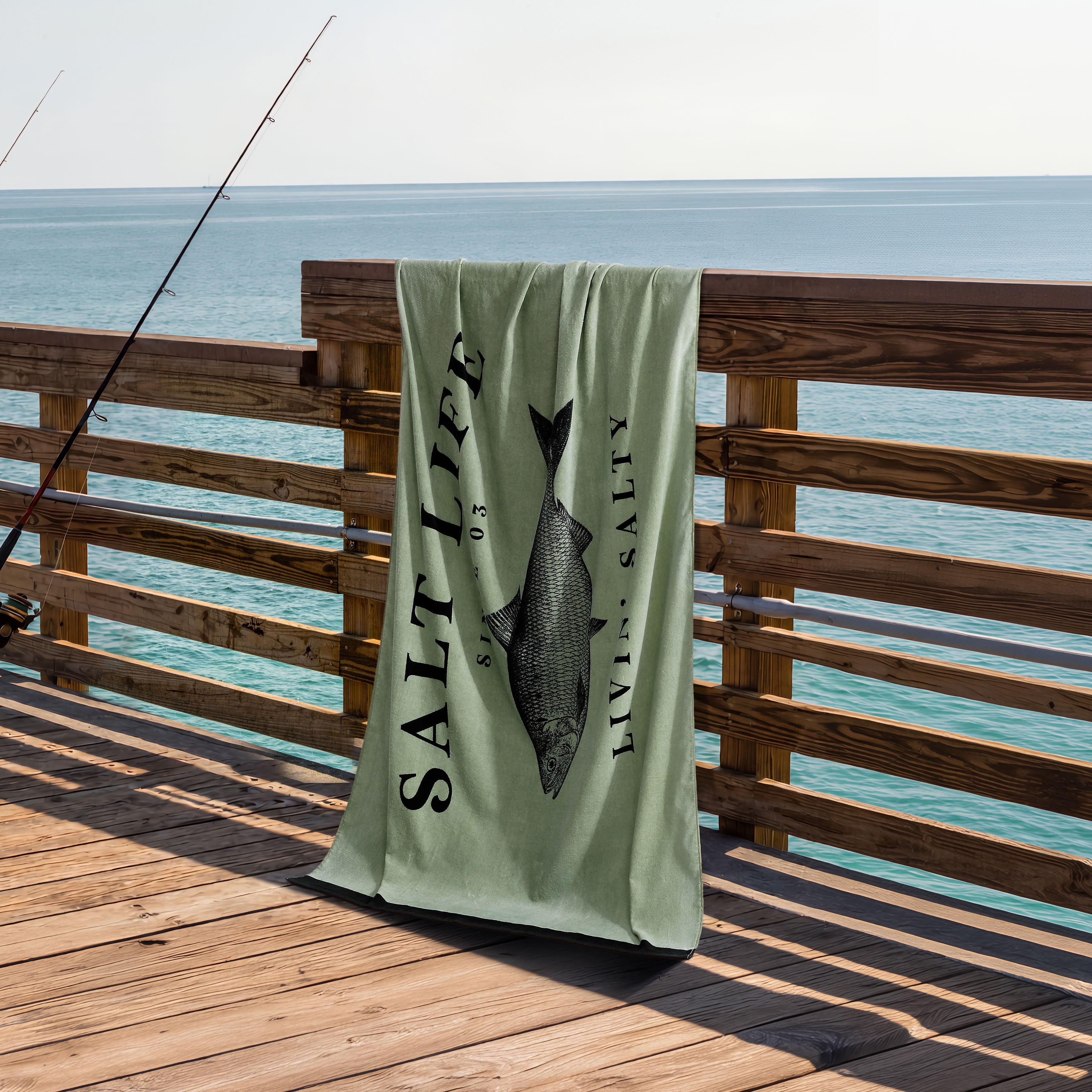 Herring Beach Towel, GREEN, hi-res image number 0