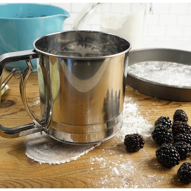Triple Mesh Stainless Steel 5 Cup Flour Sifter, , alternate image number null