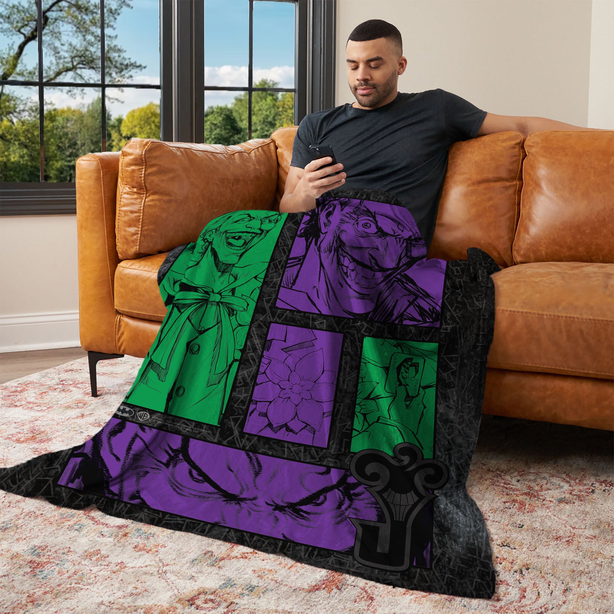 Warner Bros. DC Gotham Grin Silk Touch Throw Blanket 50x60 Inches, GOTHAMTHROW, alternate image number 2