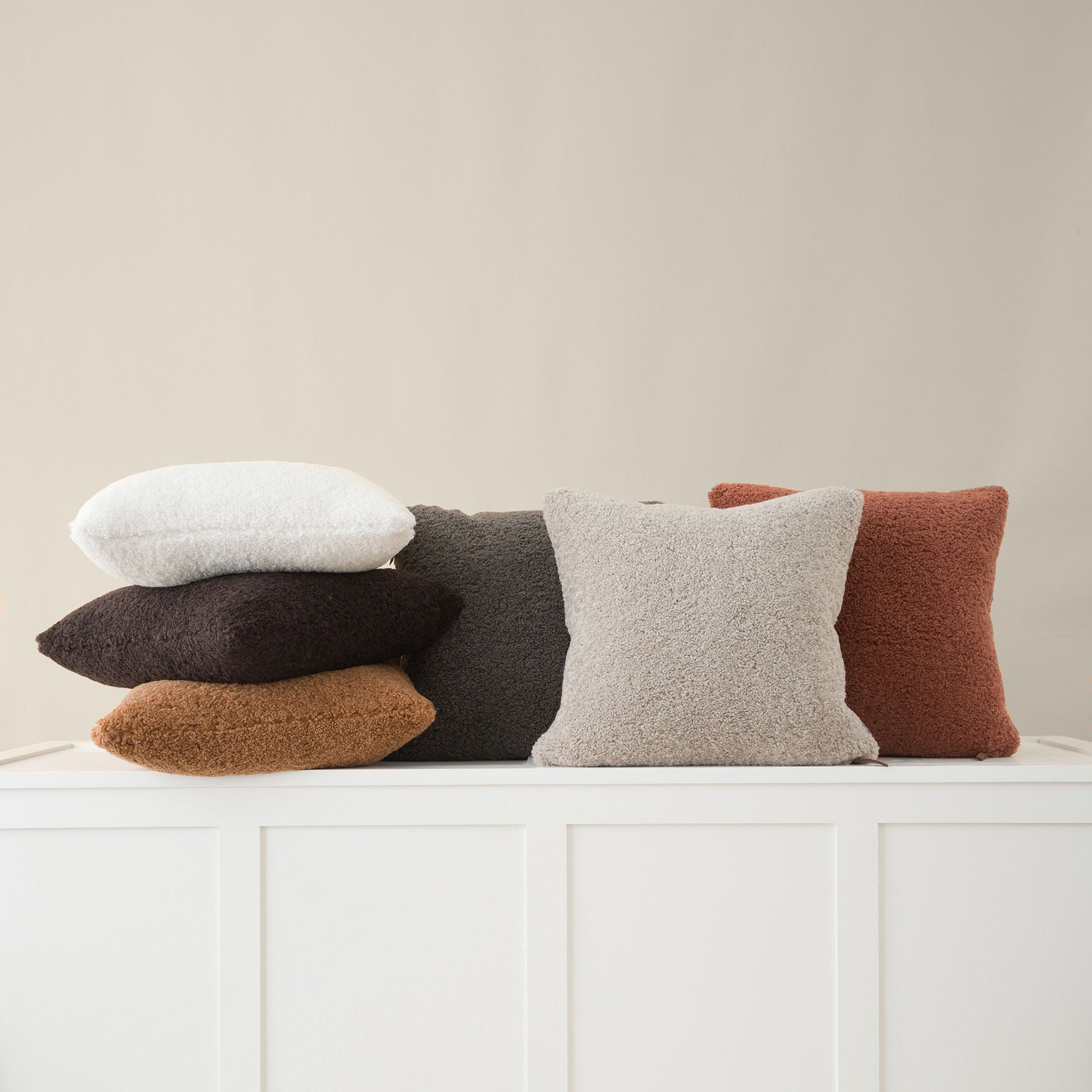 Teddy Sherpalux Plush Solid Square Pillow, , alternate image number 4