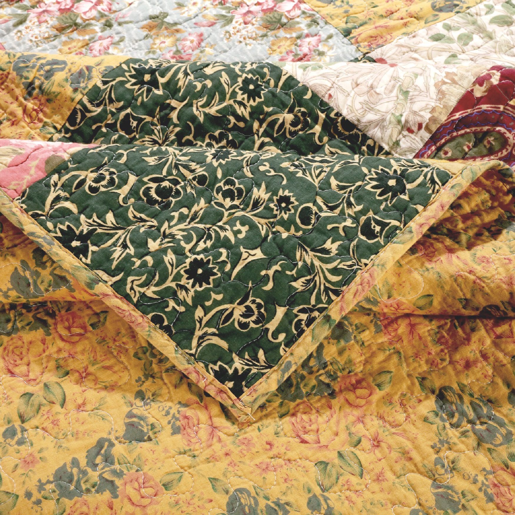 Antique Chic 100% Cotton Floral Patchwork Quilt Set, , alternate image number 6