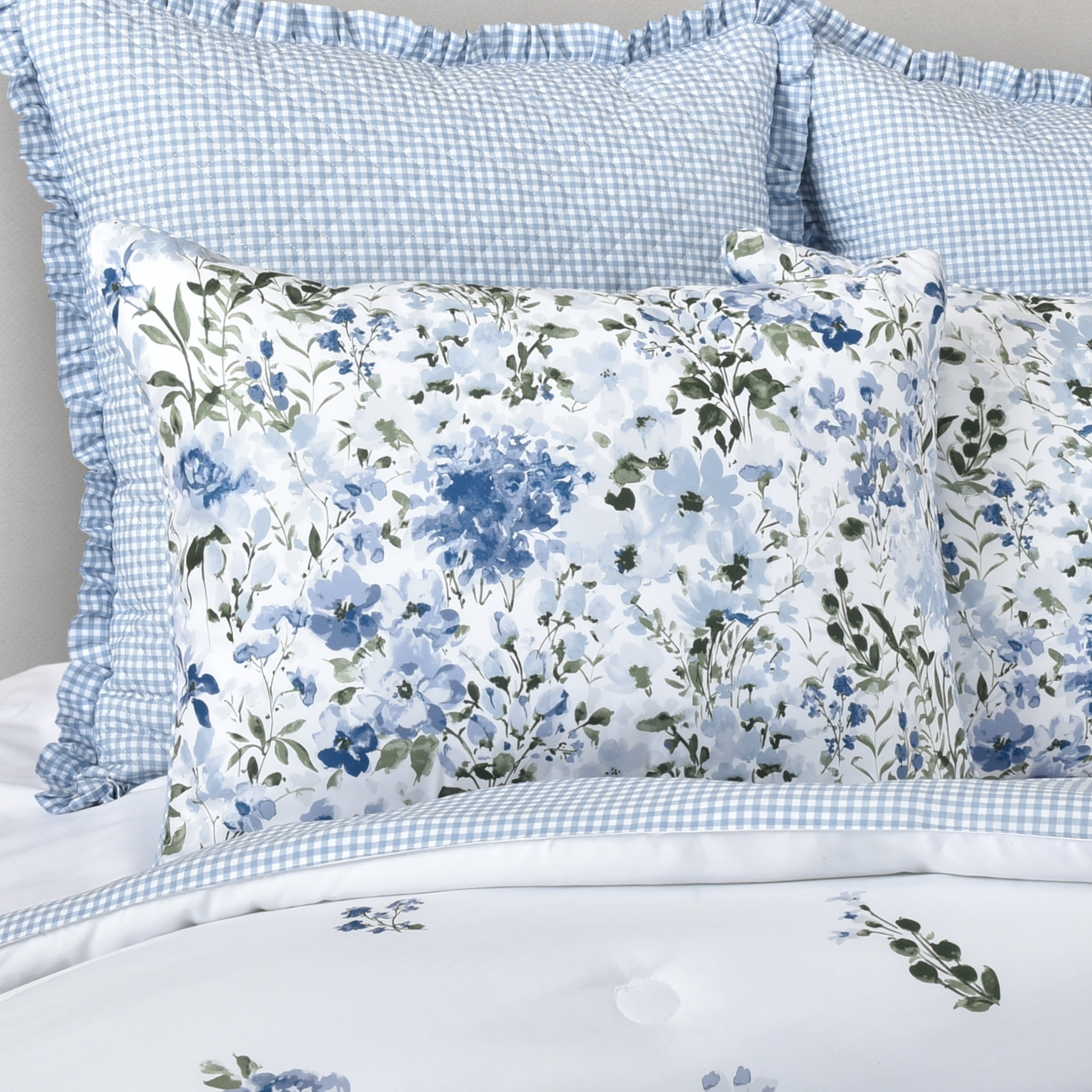 Kourtney 4 Piece Comforter Set, BLUE, alternate image number 2