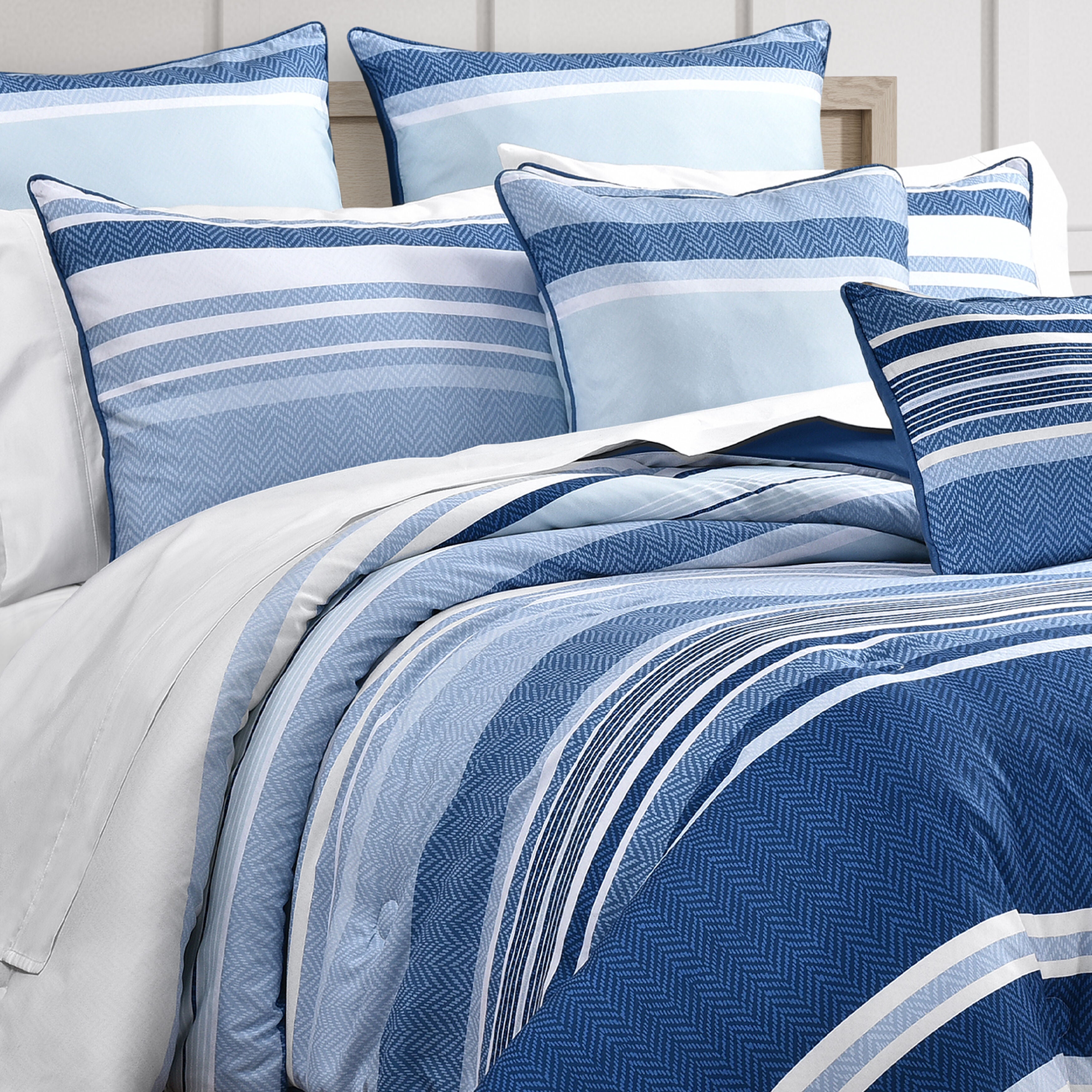 CARSON COMFORTER SET, BLUE, alternate image number 1