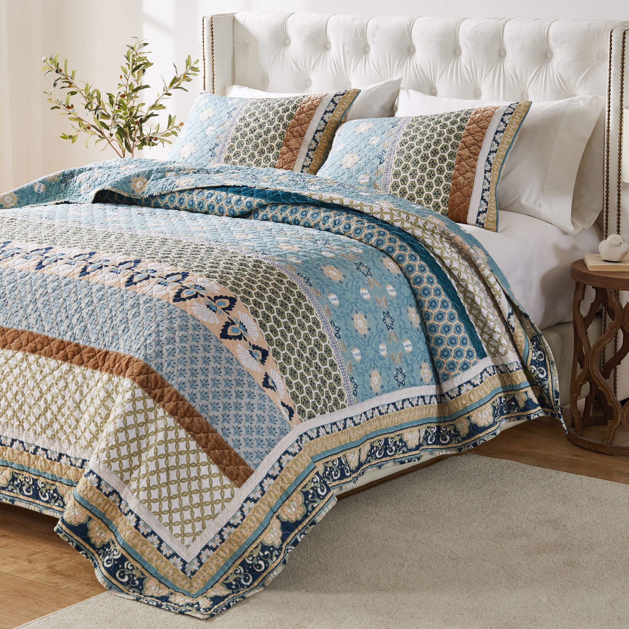 Thalia Bohemian Floral 100% Cotton Quilt Set, BLUE, alternate image number 2