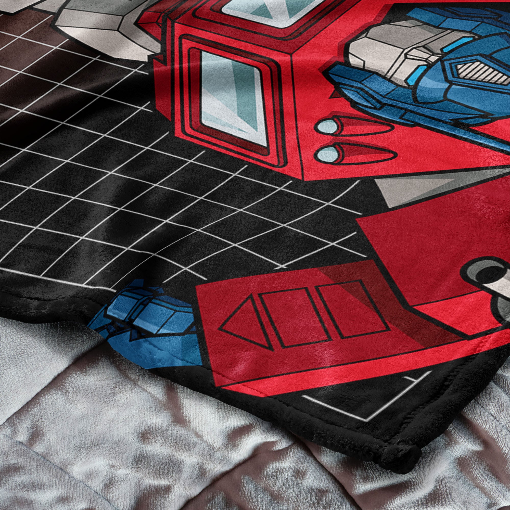 Hasbro Transformers G1 Grid Optimus Prime Silk Touch Throw Blanket 50X60 Inches, RED, alternate image number 4
