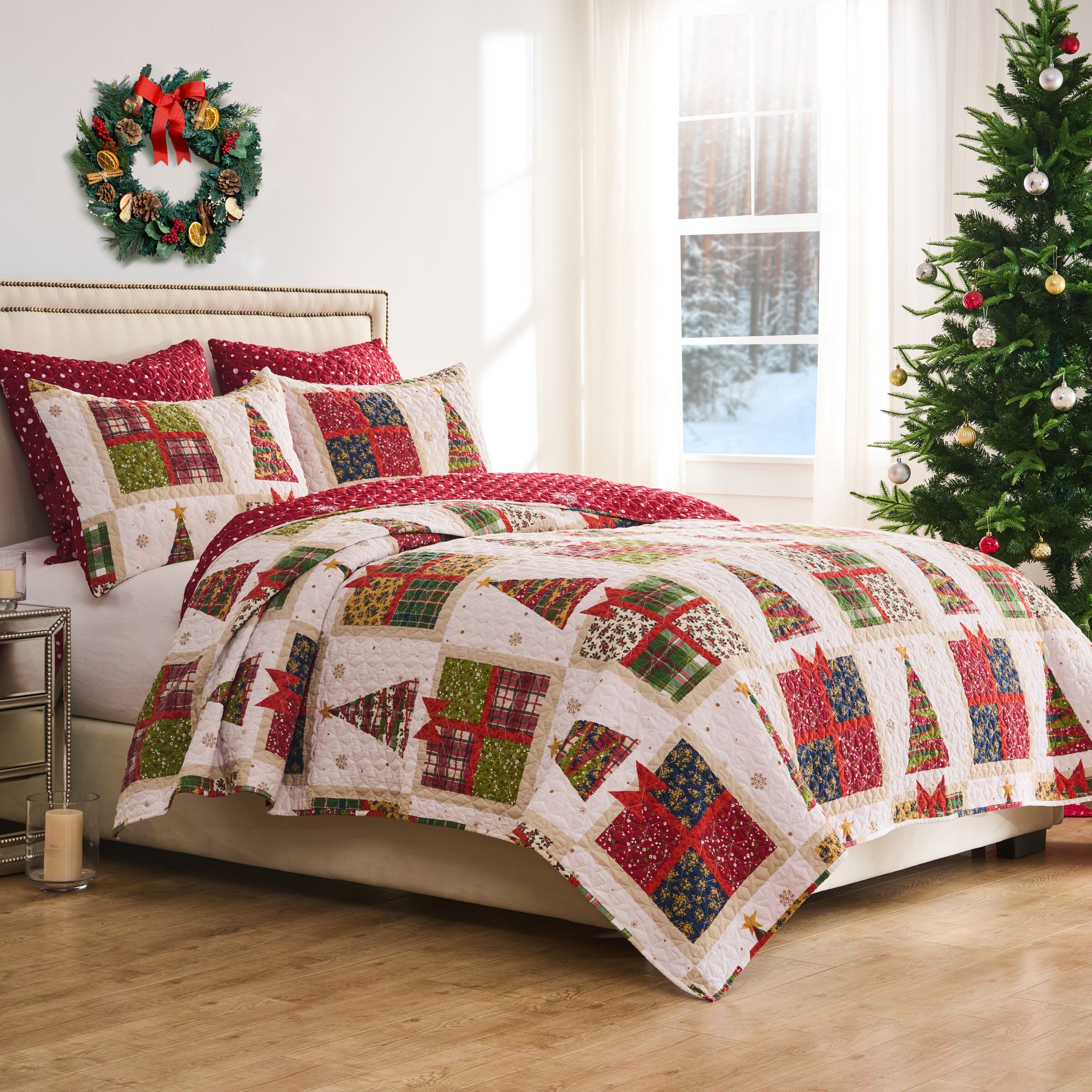 Deck the Halls Festive Holiday Patchwork Print Finely Stitched Quilt Set, RED, alternate image number 4