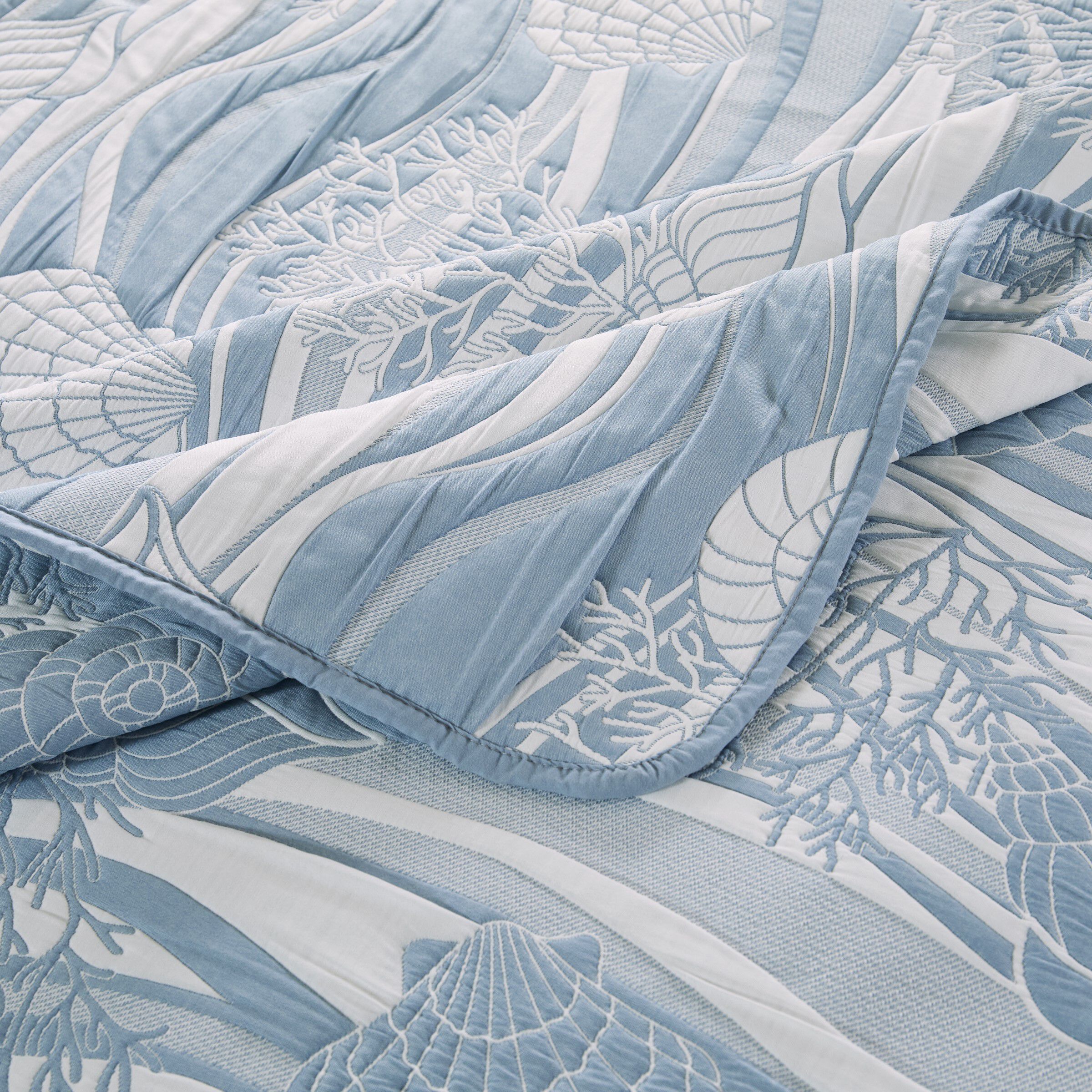 Greenland Home Fashions Dover Reversible Matelass&eacute; Coverlet Set, TIDAL BLUE, alternate image number 2