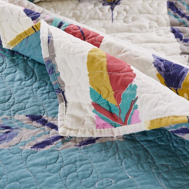 Dream Catcher Quilted Throw Blanket, , alternate image number 2