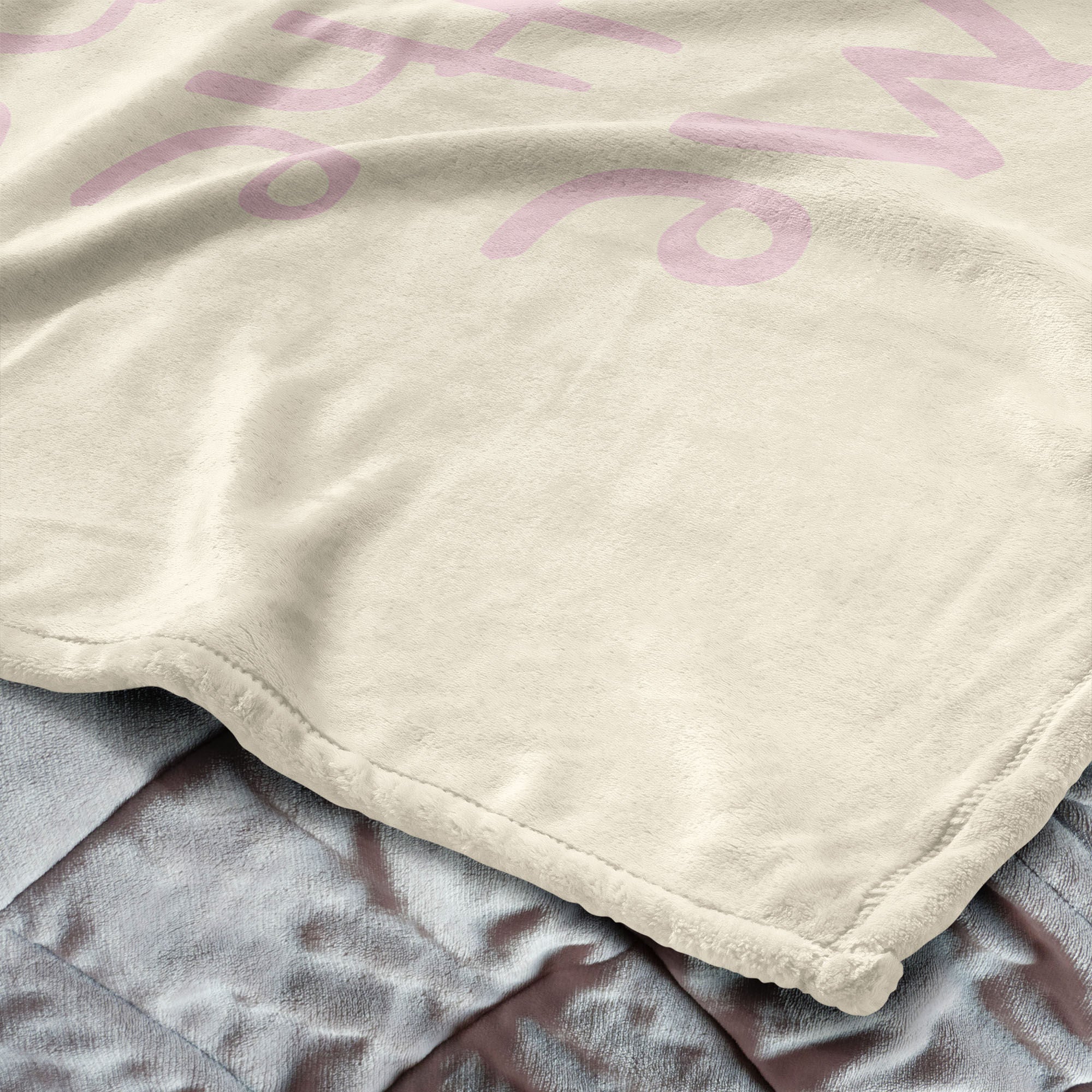 Warner Bros. Where the Wild Things Are Find Me Pink Silk Touch Throw Blanket 50x60 Inches, WILD THINGS, alternate image number 4