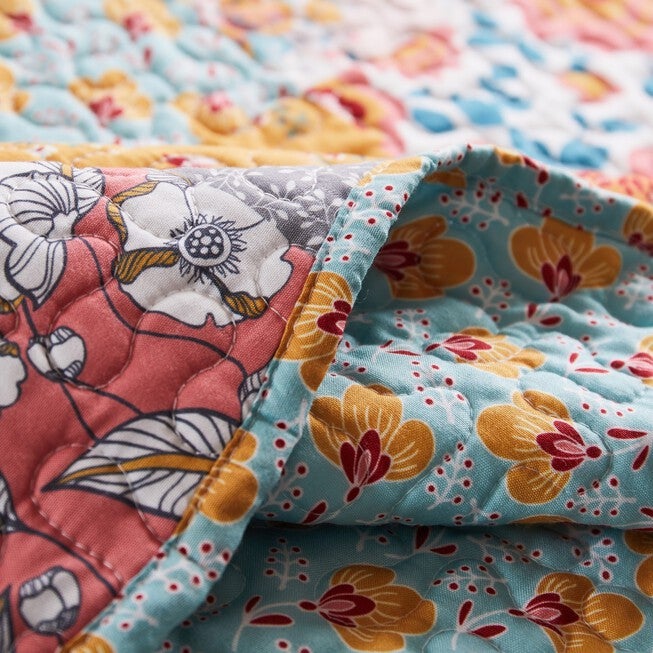 Carlie Calico Throw Blanket, , alternate image number null