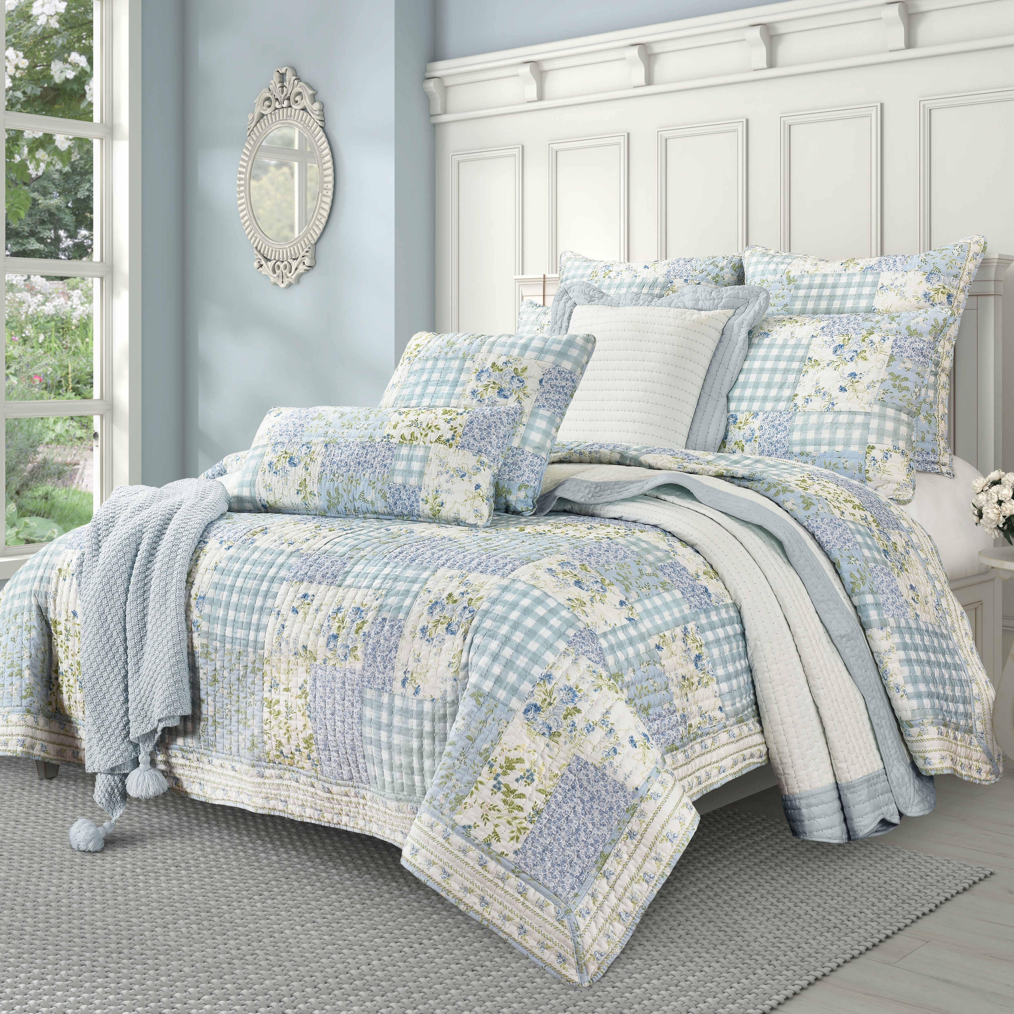 KARALENA FULL/QUEEN QUILT, BLUE, hi-res image number 0
