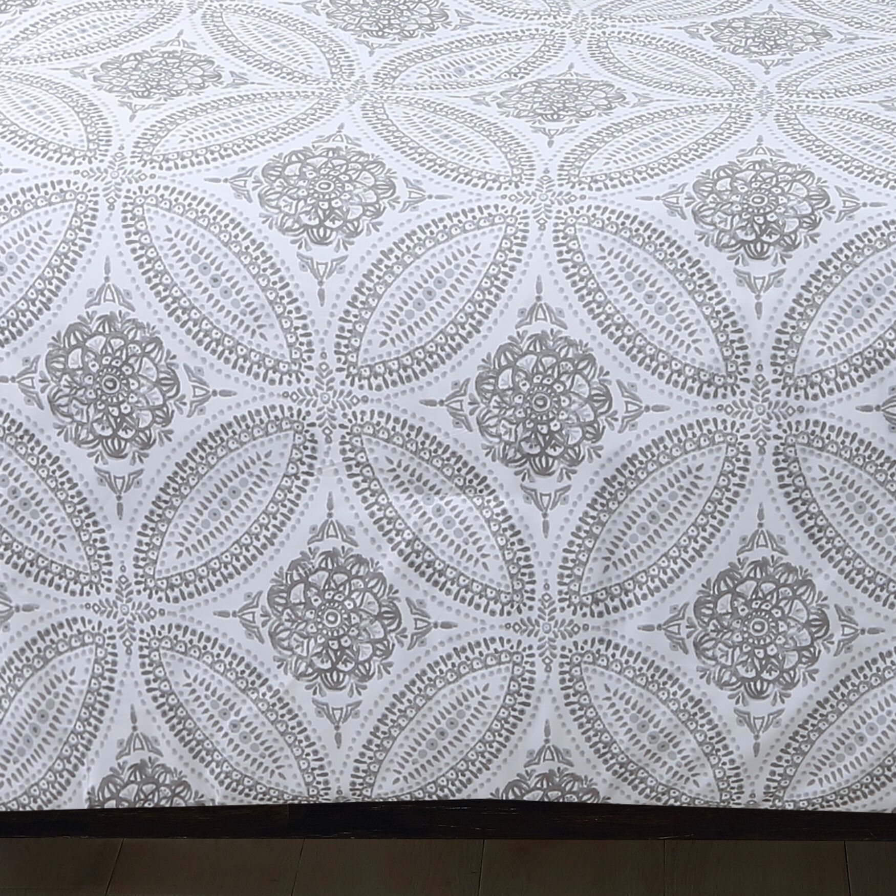 Kenna Comforter Set, , on-hover image number 1