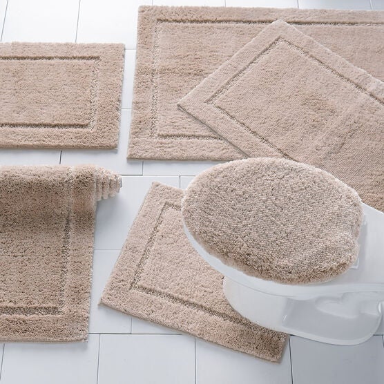 BH Studio 20" x 24" Luxe Contour Bath Rug, , alternate image number null
