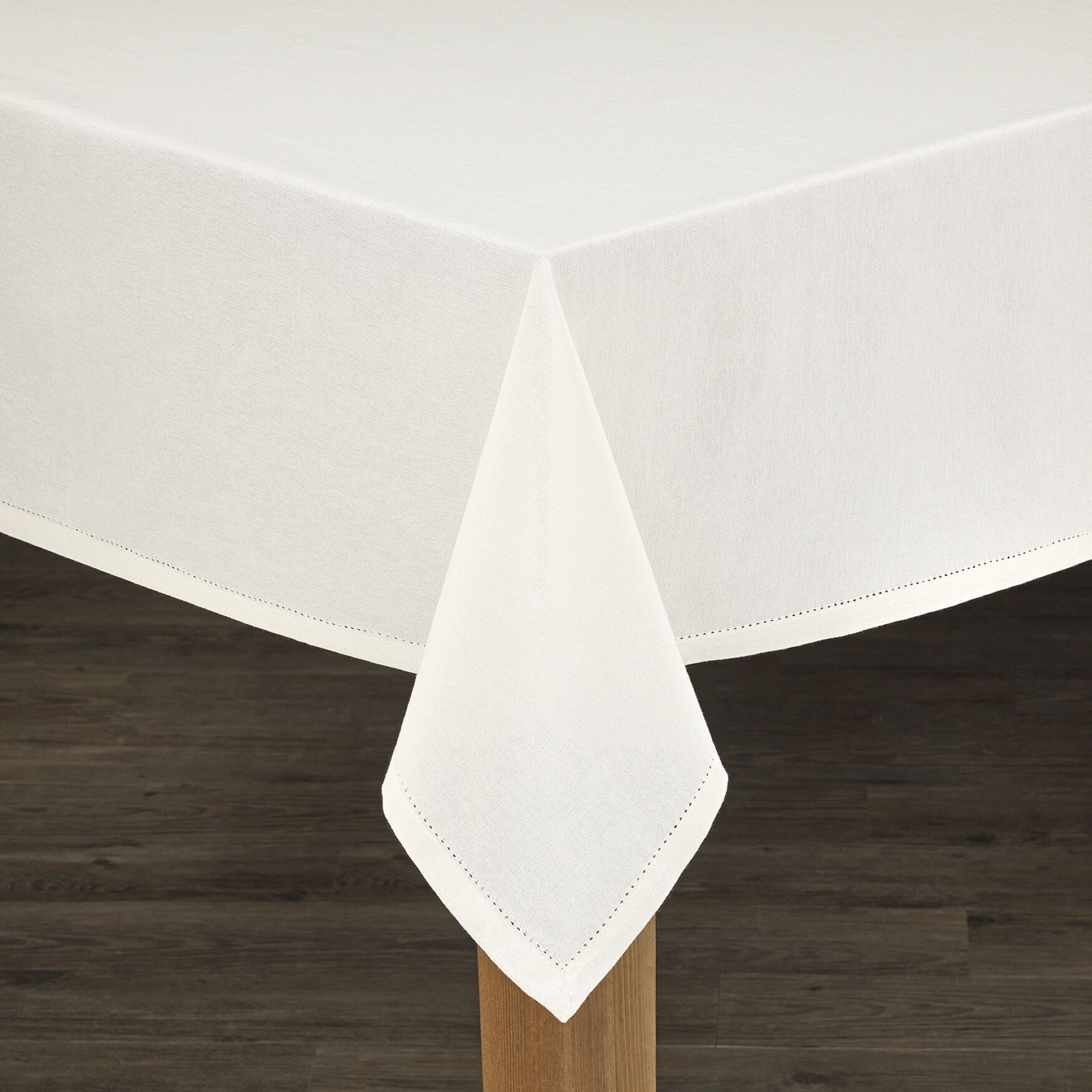 AMETHYST TABLECLOTHS, IVORY, hi-res image number 0