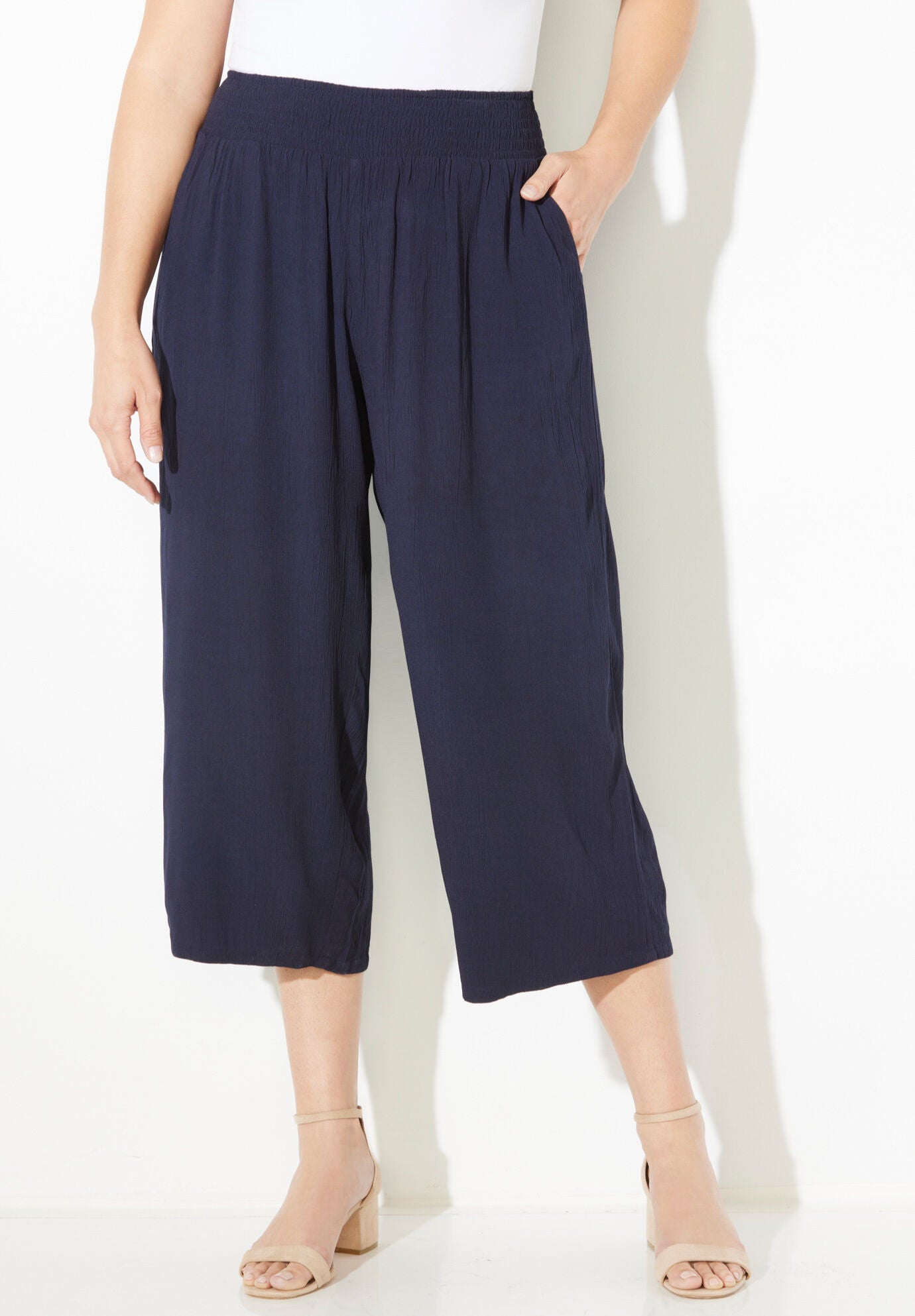 Gauze Pull On Capri