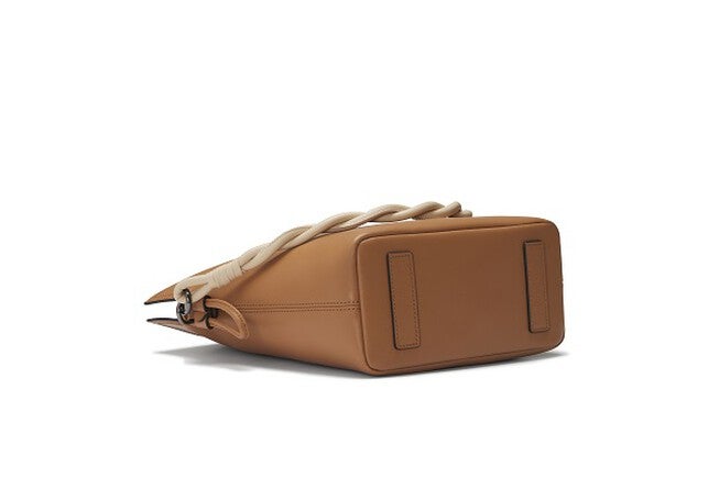 Madeleine Bucket, SAND BROWN, alternate image number 4