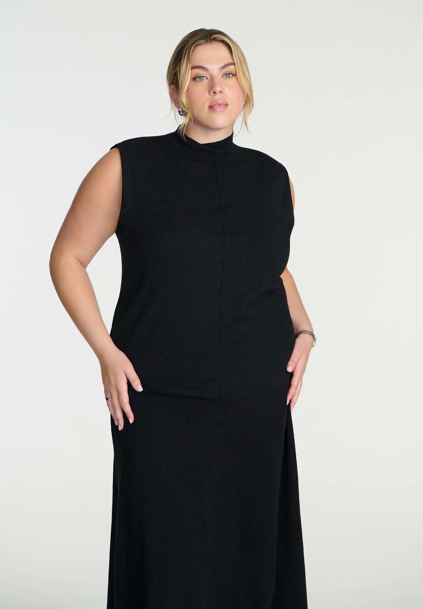 Turtleneck Sleeveless Sweater