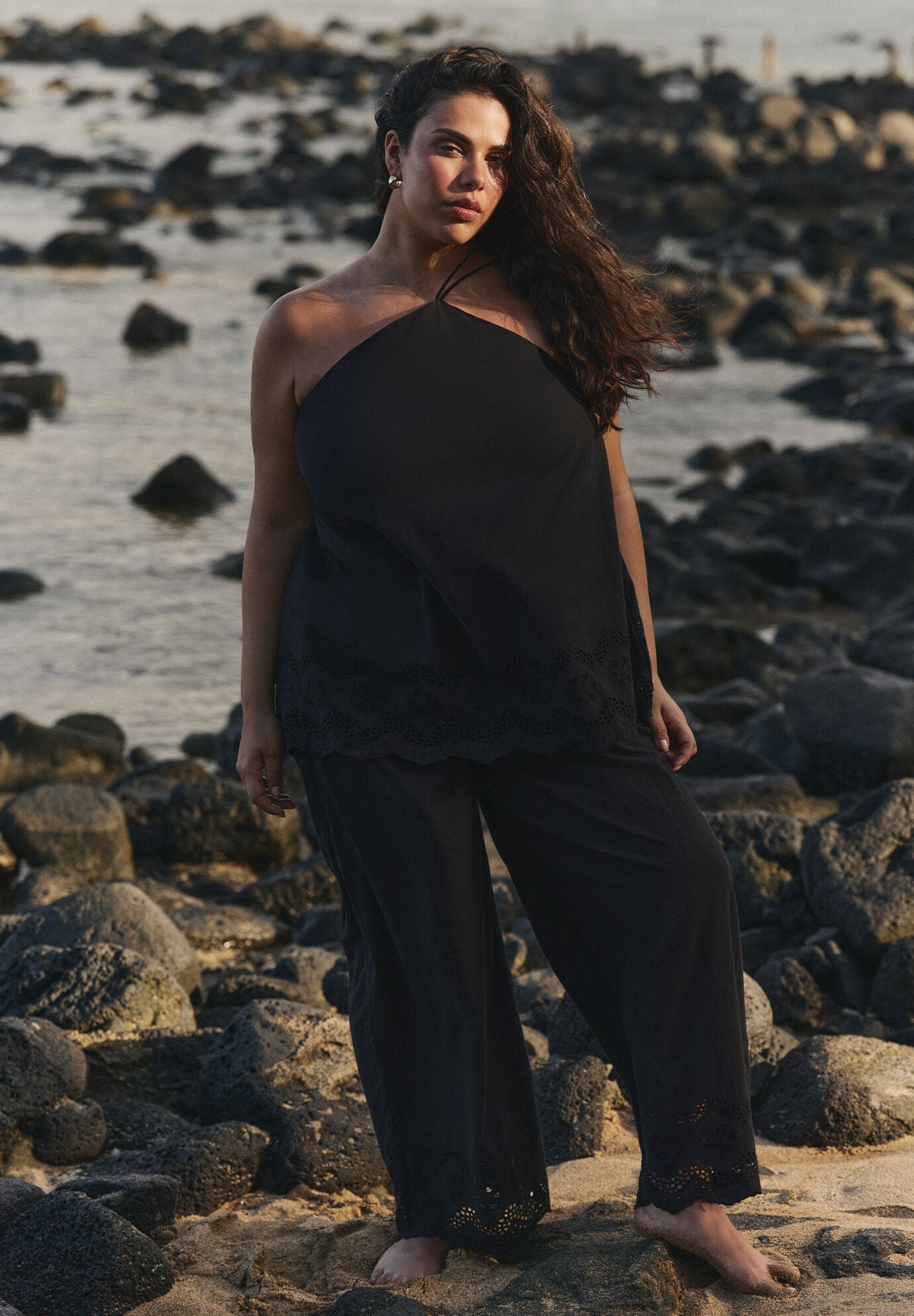 Embroidered Eyelet Pant