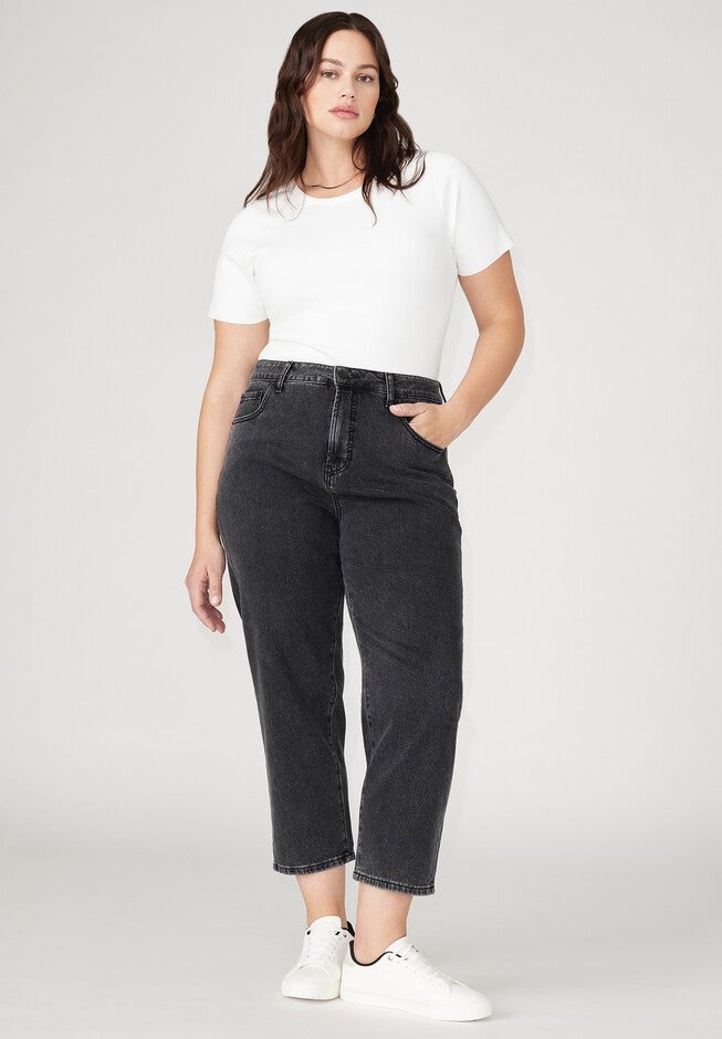 The Naomi Comfort Stretch Straight Leg Jean Crop, VINTAGE BLACK, hi-res image number null