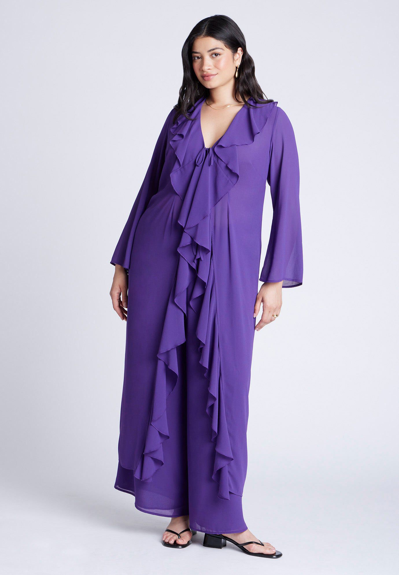 Dramatic Ruffle Duster