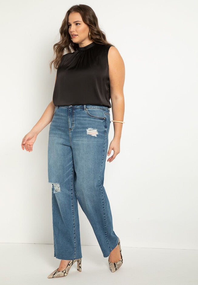 Classic Fit Distressed Straight Leg Jean, , alternate image number null