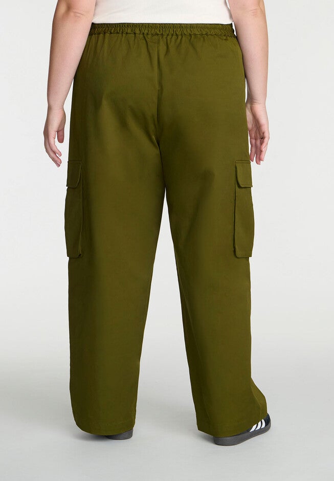 Woven Cargo Pocket Pant, FIR GREEN, alternate image number null