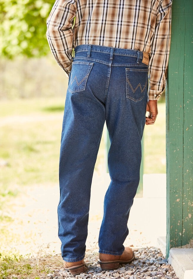 Wrangler® Relaxed Fit Classic Jeans, , alternate image number null