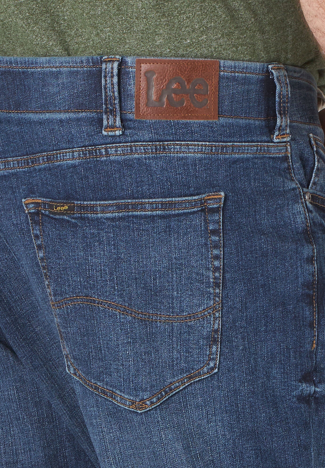 Lee Extreme Motion Straight Tapered Fit Jeans Jeans, , alternate image number 4