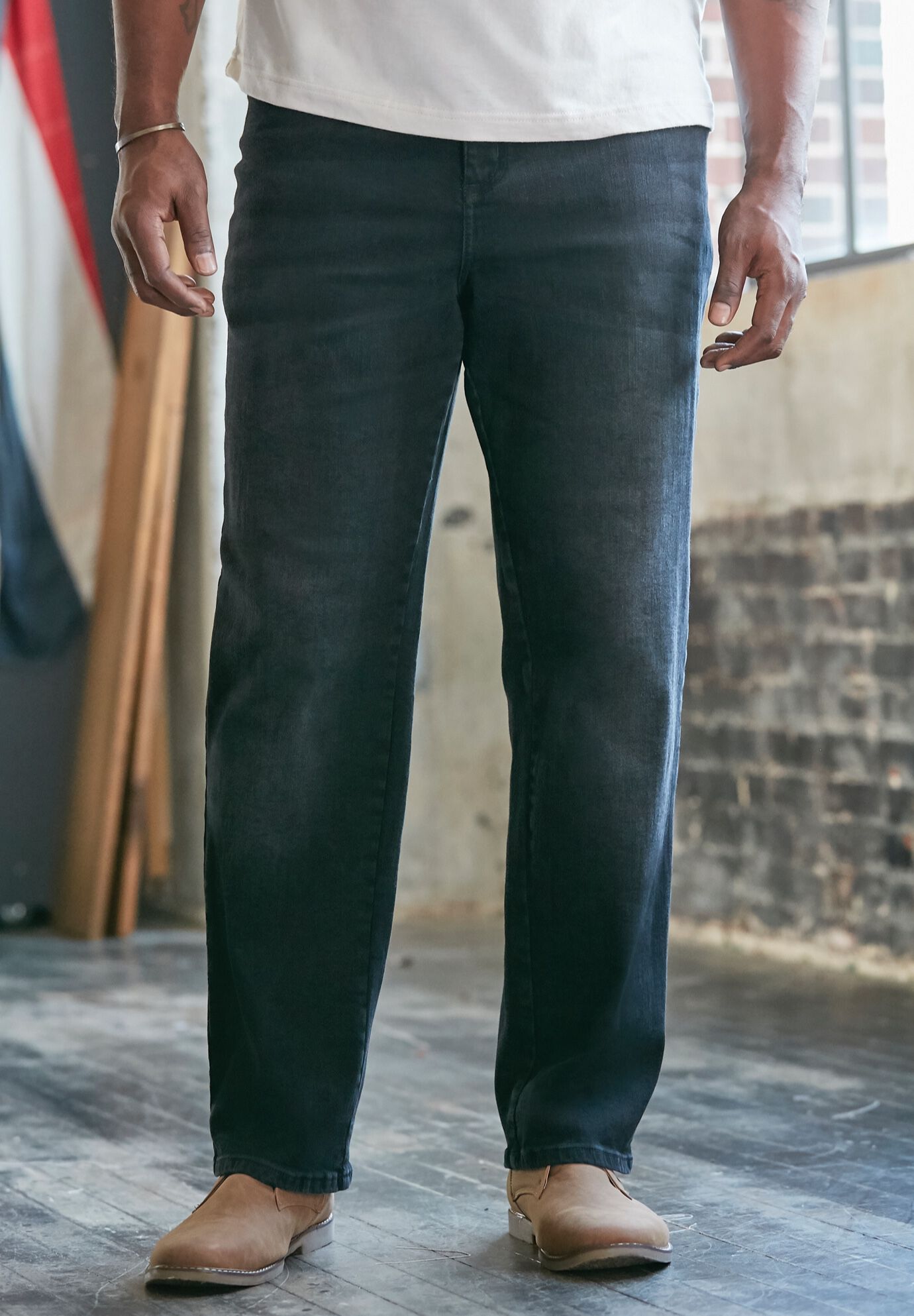 Liberty Blues&trade; Loose Fit 5-Pocket Stretch Jeans, , alternate image number 4