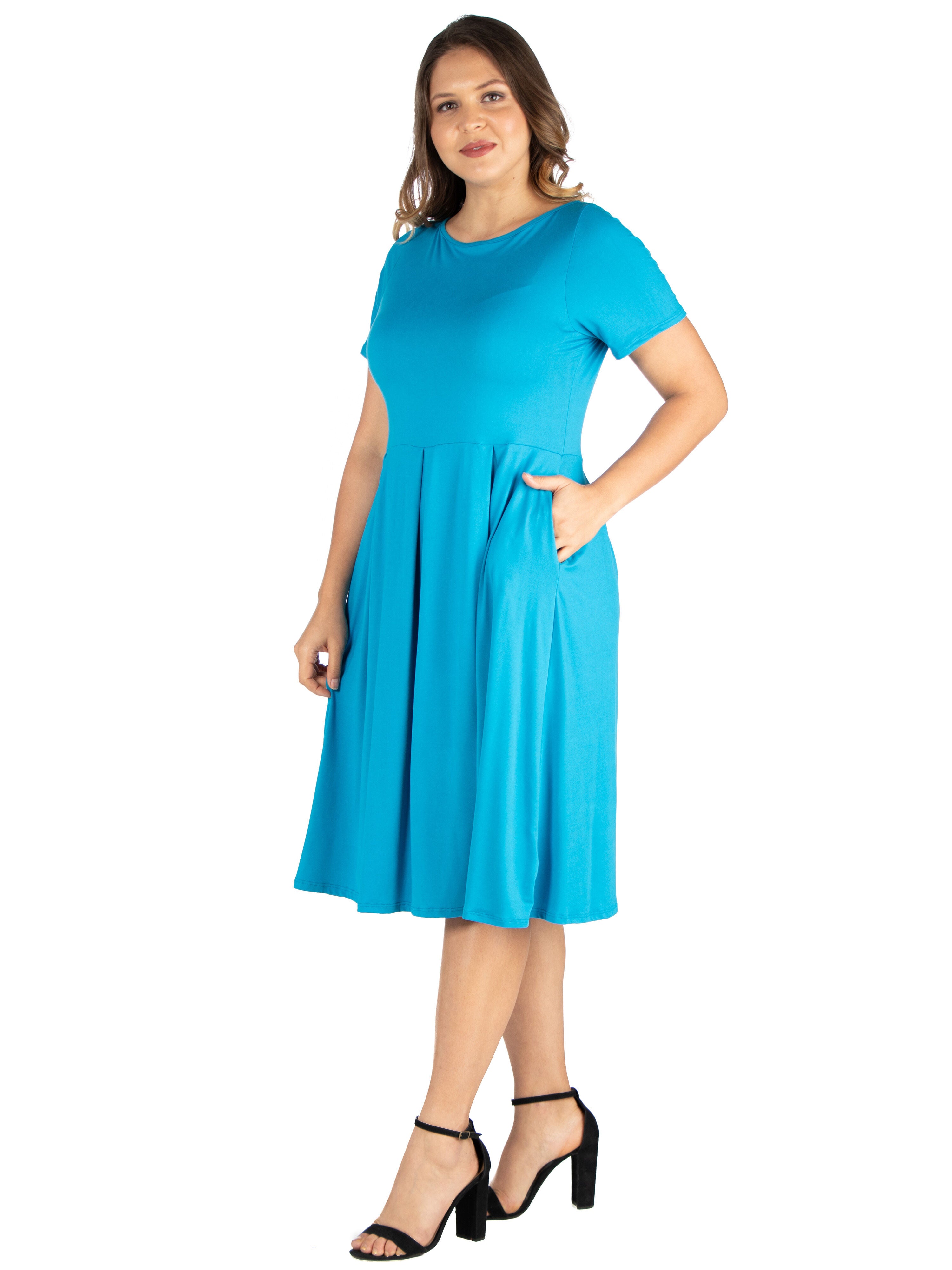 Short Sleeve Plus Size Midi Skater Dress With Pockets, , alternate image number 2